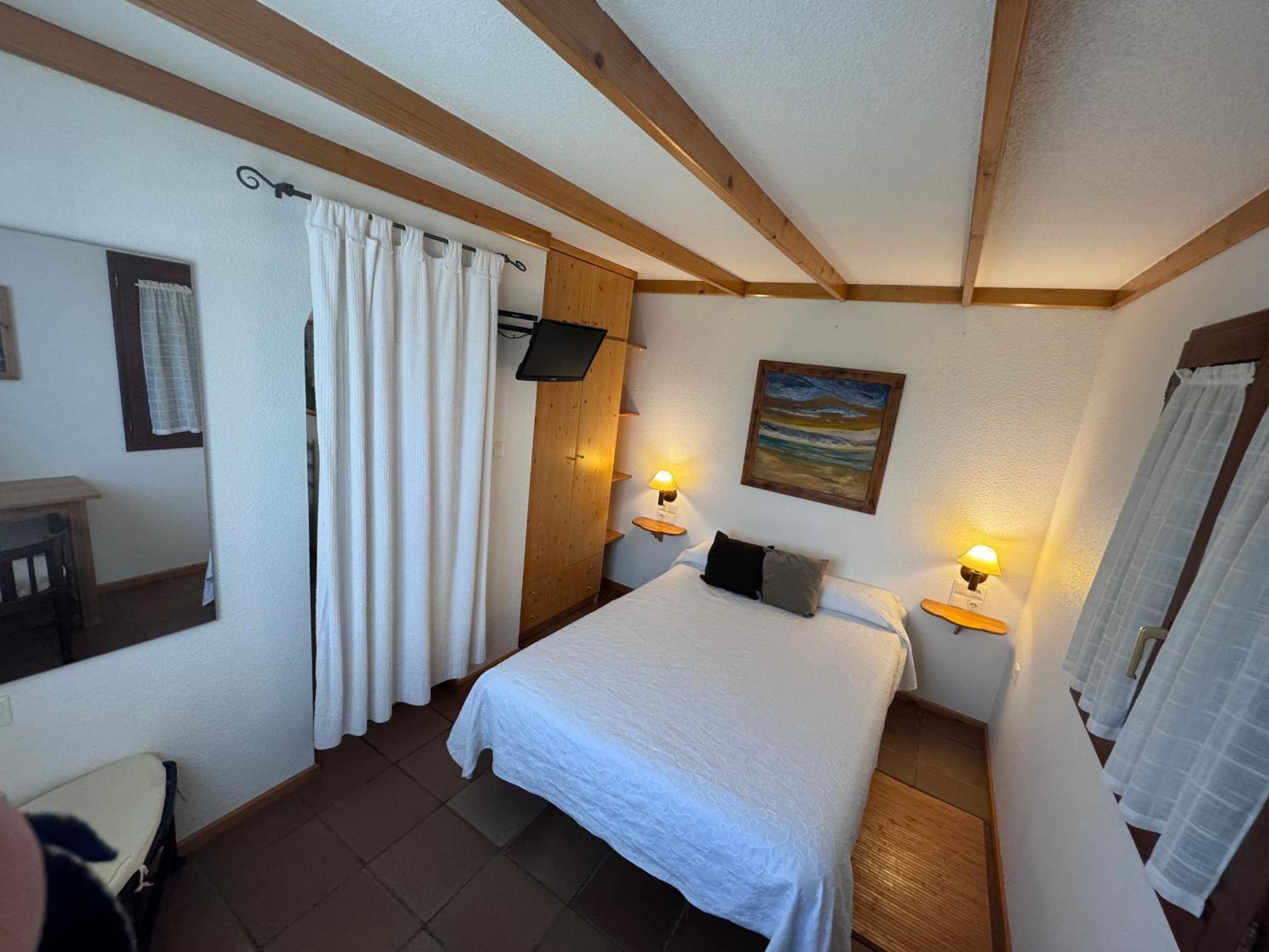 La Cerca Del Alcornoque Guest House Casas de Belvis Exterior photo