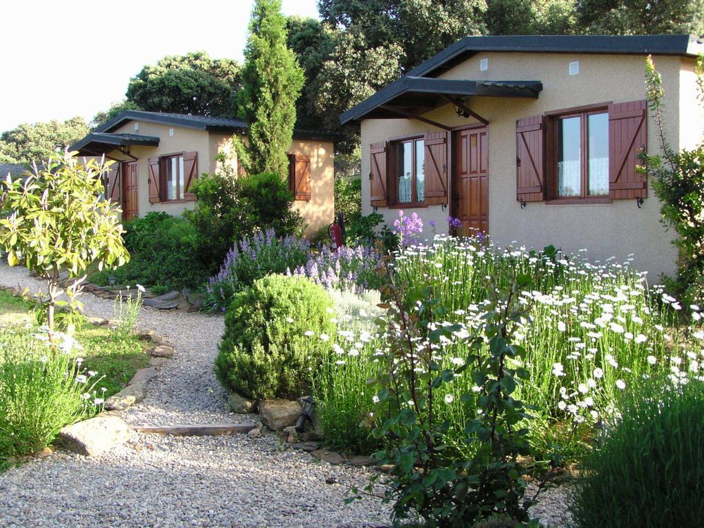 La Cerca Del Alcornoque Guest House Casas de Belvis Exterior photo